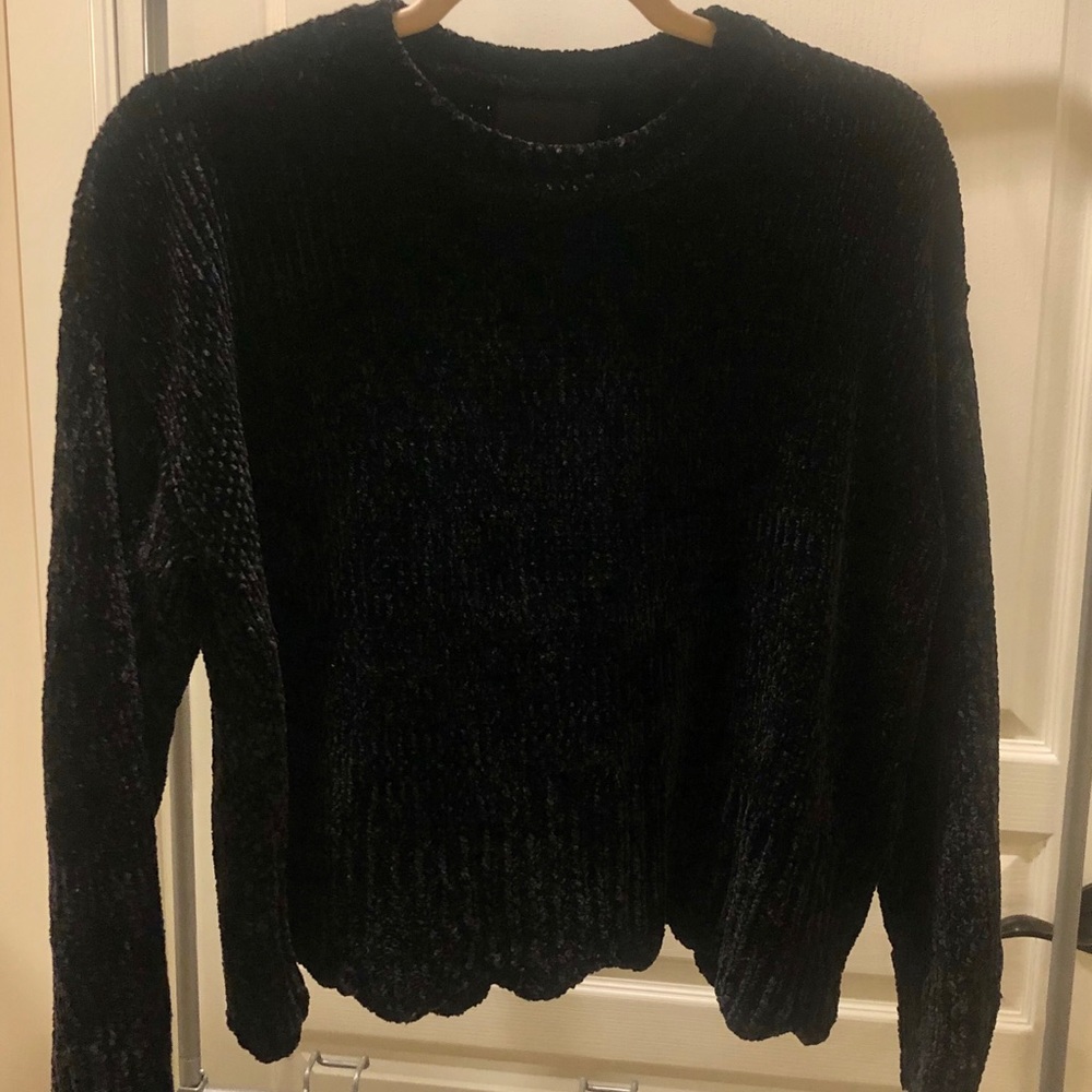 Medium Black Cynthia Rowley Cropped Sweater